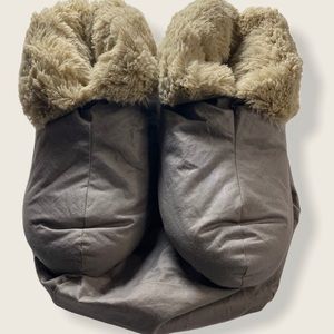 RH Restoration Hardware foot duvet slippers Size S